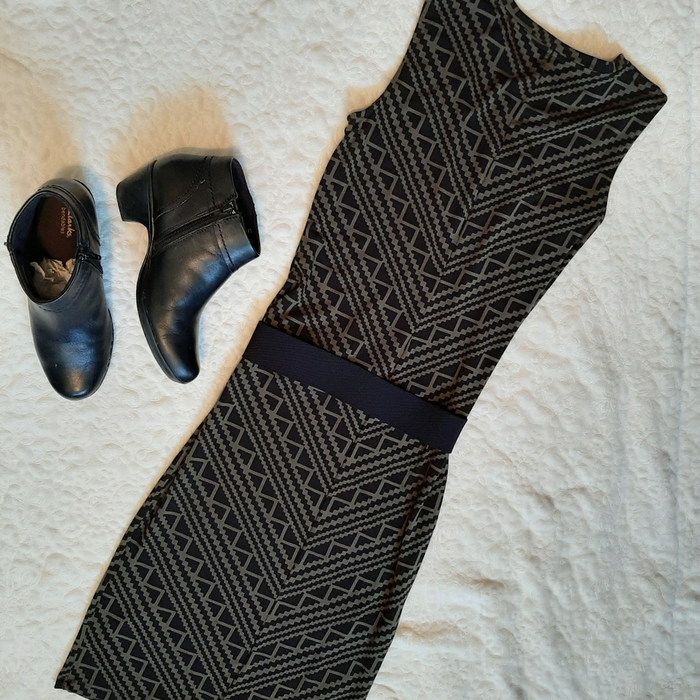 Apt. 9 Midi Dress! - Picture 2 of 4